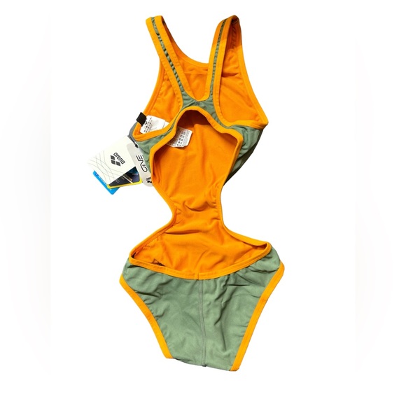 ARENA womens Standard athletic Single Design Seamless One Piece Swimsuit NWT - Picture 5 of 9